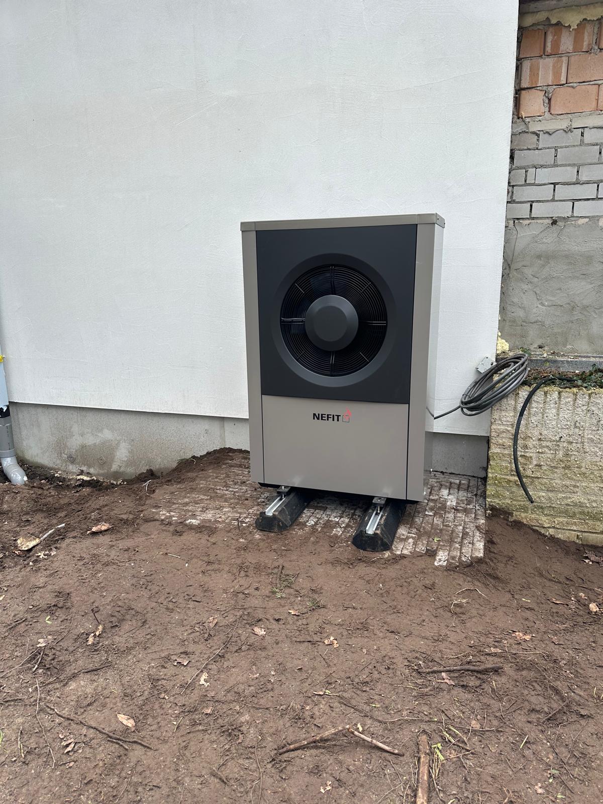 Nefit warmtepomp buitenunit